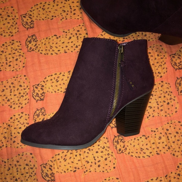 Maroon/ Eggplant Suede Booties - Picture 6 of 6